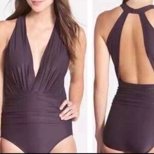 BADGLEY MISCHKA MAILLOT SLIMMING ONE PIECE DEEP PLUNGE SWIMSUIT SIZE 4